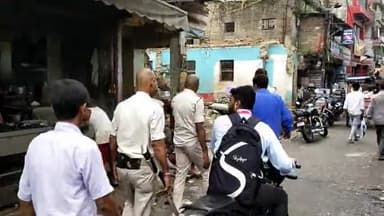 समस्तीपुर: स्टेशन के पास सुरक्षा घेरे में जमीन के नापी को लेकर होटल संचालिका ने आपत्ति दर्ज कराई, लिखित आवेदन दिया