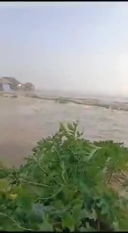 #बाढ़ के @पानी आने से @गांव में हुआ #तबाही