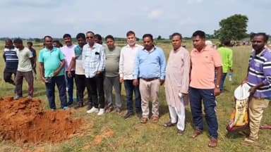 सेन्हा: बक्शीडीपा में विजयदशमी पर मेला व रावण दहन को लेकर केंद्रीय दुर्गा पूजा समिति ने किया निरीक्षण