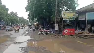 शाजापुर: मक्सी में दो पक्षों में हुए विवाद के बाद 5वें दिन खुला बाज़ारा, पुलिस रही अलर्ट