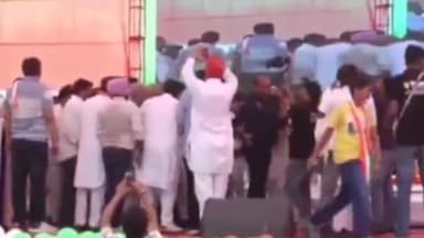 जगाधरी: दशहरा ग्राउंड पहुंचे हरियाणा के पूर्व मुख्यमंत्री भूपेंद्र सिंह हुड्डा, कहा- इस बार हरियाणा में बनेगी कांग्रेस की सरकार