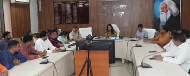 शाजापुर: कलेक्टर कार्यालय में जिला स्तरीय शांति समिति की हुई बैठक, कलेक्टर ने की अध्यक्षता