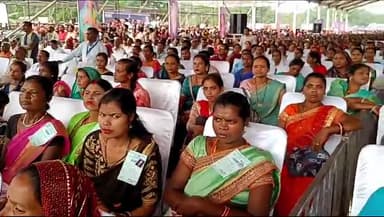 रामानुजगंज: रामानुजगंज की भाजपा मंडल अध्यक्ष शर्मिला गुप्ता एवं कार्यकर्ताओं ने राजपुर में मुख्यमंत्री के कार्यक्रम में की शिरकत