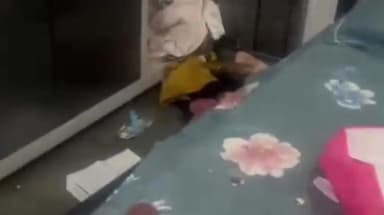 ਡੇਰਾਬਸੀ: ਜ਼ੀਰਕਪੁਰ ਏਰੀਆ ਦੀ ਪ੍ਰੀਤ ਕਲੋਨੀ ਦੇ ਇਕ ਮਕਾਨ ਦੇ ਤਾਲੇ ਤੋੜ ਕੇ ਚੋਰਾਂ ਵੱਲੋਂ ਚੋਰੀ ਦੀ ਵਾਰਤਾ ਨੂੰ ਦਿੱਤਾ ਗਿਆ ਅੰਜਾਮ