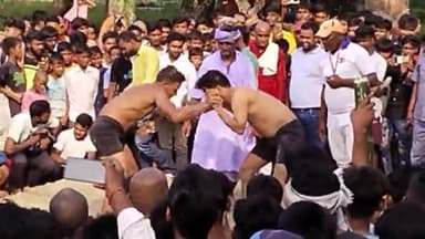 गांधी जयंती के मौके पर भोरे में हुई कुश्ती प्रतियोगिता