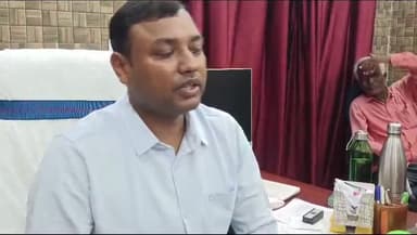 समस्तीपुर: सदर एसडीओ ने दुर्गा पूजा में विधि व्यवस्था को लेकर की प्रेस वार्ता