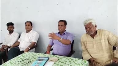 गिरिडीह: कांग्रेस कार्यालय में आगामी दिनों के कार्यक्रम की तैयारी को लेकर शुक्रवार को 12 बजे बैठक