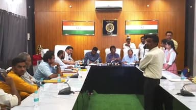 रामपुर: रामपुर जिलाधिकारी सभागार में आरडीए द्वारा तैयार किए जा रहे 58 मकानों का पात्रों को आवंटन किया गया