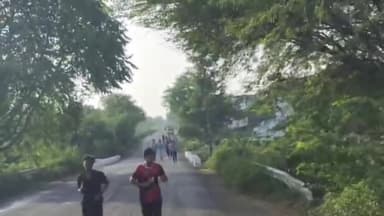 जीरापुर: माचलपुर पुलिस द्वारा अभिमन्यु अभियान के अंतर्गत मैराथन दौड़ प्रतियोगिता का किया गया आयोजन