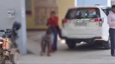 कन्नौज: सकरावा में छत पर सो रही महिला के साथ दिव्यांग पति के सामने 2 आरोपियों ने की अश्लील हरकत, धमकी देकर भागे