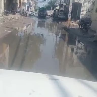 industries area Delhi ki sadkon ki halat Hui kharab #news #dainik #Amar ujala @sr2847372