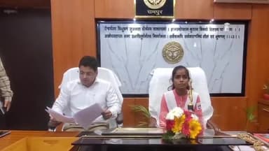 रामपुर: कलेक्ट्रेट पर मिशन शक्ति फेस 5 के तहत कामनी को एक दिन का डीएम बनाया गया