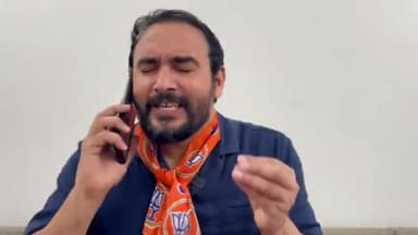 वोटिंग से पहले BJP वालों की फोन कॉल वायरल हो गई 🤣🤣

सुनिए क्या बोल रहे हैं !! #Satire