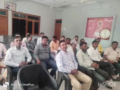 धौलपुर: गोविंद पब्लिक स्कूल में आरटीई को लेकर निजी स्कूल संचालकों ने की बैठक