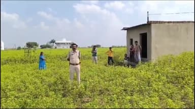 धार: दीनदयाल पुरम कॉलोनी में घर में मिला एक व्यक्ति का दो दिन पुराना शव; शराब पीने का आदि था मृतक, मौके पर पहुंची पुलिस