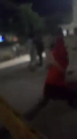 ग्वालियर में हजीरा थाना प्रभारी की मनमानी गुंडागर्दी
#HaziraThana @bhimarmy भीम आर्मी के पदाधिकारी के मां के साथ मारपीट