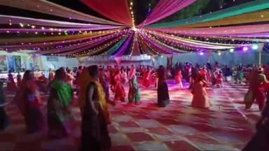 बीना: नरसिंह मंदिर स्थित परिणय वाटिका में गरबा महोत्सव का आयोजन, महिलाओं व बच्चियों ने किया गरबा