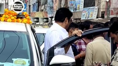 बीना: कैबिनेट मंत्री का सर्वोदय चौराहे पर कार्यकर्ताओं ने किया स्वागत, बड़ी संख्या में कार्यकर्ता रहे मौजूद