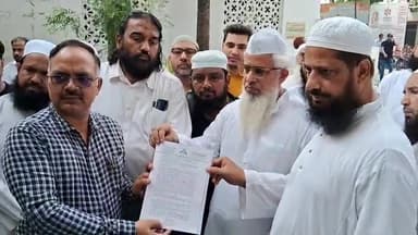 मुरादाबाद: जमीयत उलमा के पदाधिकारियों ने डीएम को राष्ट्रपति के नाम सौंपा ज्ञापन, यति नरसिंहानंद के खिलाफ की कार्रवाई की मांग की