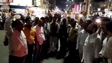 बीना: गांधी तिराहे पर भाजपा कार्यकर्ताओं ने मनाया हरियाणा की जीत का जश्न, जलेबियां खिलाकर दी जीत की शुभकामनाएं