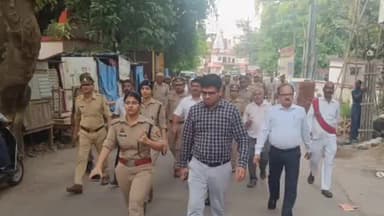 हमीरपुर: हमीरपुर में शारदीय नवदुर्गा व दशहरा के दृष्टिगत जिलाधिकारी और पुलिस अधीक्षक ने सुरक्षा व्यवस्था का लिया जायजा