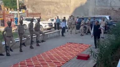 सरदारशहर: राजस्थान राज्य मानवाधिकार आयोग के अध्यक्ष गंगाराम मूलचंदानी ने सरदारशहर पुलिस थाने का किया निरीक्षण