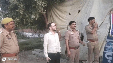 ज्ञानपुर: गोपीगंज कोतवाली क्षेत्र के छ्तमी में गैंगस्टर का ढाबा कुर्क, देह व्यापार के मामले में हुई बड़ी कार्रवाई