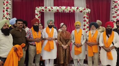 ਖਰੜ: ਅਨਮੋਲ ਗਗਨ ਮਾਨ ਨੇ ਬਿਨਾਂ ਮੁਕਾਬਲਾ ਚੁਣੀਆਂ ਗਈਆਂ ਪੰਚਾਇਤਾਂ ਦਾ ਕੀਤਾ ਸਨਮਾਨ