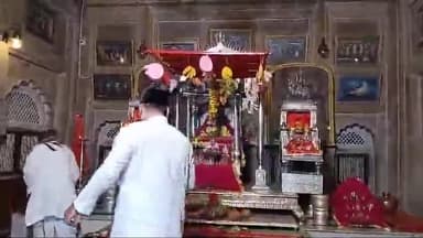 ग्वालियर गिर्द: ग्वालियर की शाही रियासत गोरखी में मनाया गया नवमी पर्व, कन्या भोज का हुआ आयोजन