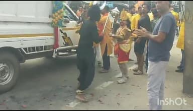 चितरंगी: चितरंगी बाजार में स्थापित मां दुर्गा की प्रतिमा का धूमधाम से किया गया विसर्जन