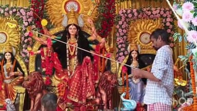 भभुआ: भभुआ वार्ड 22-23 में वीर नौ चंडिका समिति द्वारा भंडारे का किया गया आयोजन