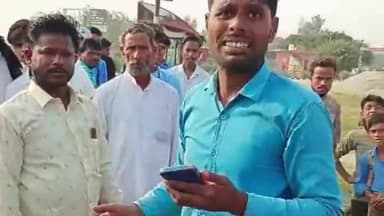 मिलक: धमोरा बाईपास के पास एक बाइक सवार दम्पति को ट्रक चालक ने मारी टक्कर, बाइक पर पीछे बैठी महिला की मौके पर हुई दर्दनाक मौत