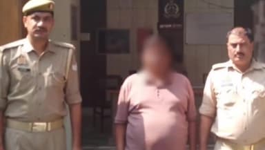 मुरादाबाद: कटघर पुलिस ने 2 बजे एक वारंटी को गिरफ्तार कर न्यायालय में पेश किया, की कार्यवाही