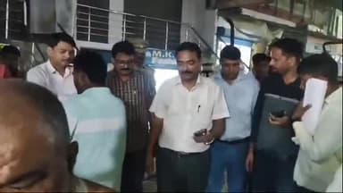 निचलौल: अधीक्षण अभियंता विद्युत की छापेमारी से निचलौल नगर में हड़कंप, 10 हजार से ज्यादा बकाए वाले उपभोक्ताओं के कनेक्शन काटे गए