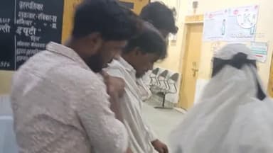 प्रतापगढ़: गौरा गांव के पास साइकिल सवार अधेड़ को बचाने में बाइक सवार टकराया, दो लोग घायल