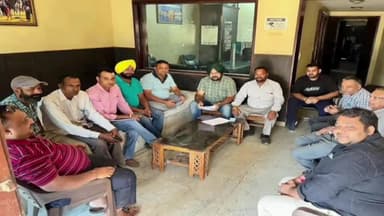 ਖਰੜ: ਝੋਨੇ ਦੀ ਲਿਫਟਿੰਗ ਨਾ ਹੋਣ ਕਾਰਨ ਆੜਤੀਆਂ ਵੱਲੋਂ 16 ਅਕਤੂਬਰ ਨੂੰ ਖਰੜ ਮੰਡੀ ਕੀਤੀ ਜਾਵੇਗੀ ਬੰਦ