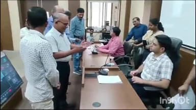 कटनी नगर: विश्राम बाबा इलाके के कलेक्टर कार्यालय के सभागार में जनसुनवाई का हुआ आयोजन, कलेक्टर ने सुनी लोगों की समस्याएं