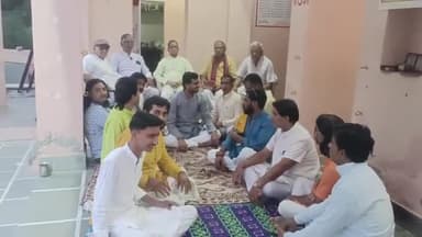 सरदारशहर: गोपीनाथ जी के मंदिर में शहर के विद्वान पंडितों की बैठक, पंडितों ने शहरवासियों से 1 नवंबर को दीपावली मनाने की अपील की