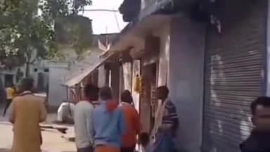 निचलौल: ग्राम सभा मिश्रवलिया से पीएसी का पहरा हटाया गया, पुलिस की बढ़ी गश्त से ग्रामीणों को मिली राहत