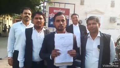 मिर्ज़ापुर: चंदेल दड़िया गांव के अधिवक्ता ने पटीदारों पर जमीन हड़पने का लगाया आरोप, एसपी को पत्र सौंपकर कार्रवाई की मांग की