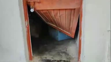 कांकेर: कंकालीन मंदिर का दरवाजा तोड़कर मंदिर में रखे तेल और नारियल को भालू ने किया चट