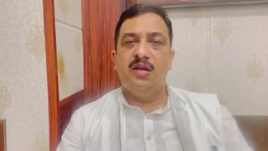 रायबरेली: रफीनगर निवासी कांग्रेस नेता अतुल सिंह ने राज्यमंत्री दिनेश सिंह की प्रियंका गांधी पर की गई टिप्पणी पर दी प्रतिक्रिया