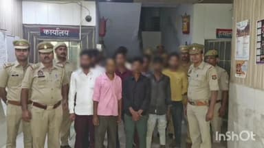 हाथरस: एसपी के निर्देशन में हाथरस जंक्शन थाना पुलिस ने बाजार में शराब पीकर घूमने वाले 11 लोगों के खिलाफ की कार्रवाई