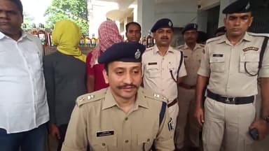 पूर्णिया पूर्व: पूर्णिया SP ने सदर थाना में प्रेस वार्ता कर 6894 लीटर विदेशी शराब बरामदगी की जानकारी दी