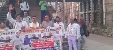 " बिहार केशरी डॉ श्रीकृष्ण सिंह जयंती समारोह सह प्रतिमा अनावरण कार्यक्रम में सैकड़ों कॉंग्रेस ज़न पटना रवाना
#congress