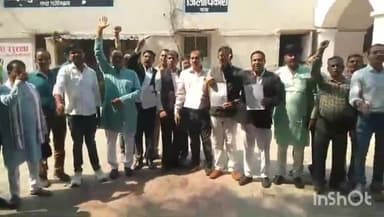 रायबरेली: कलेक्ट्रेट में उद्योग व्यापार मंडल के पदाधिकारियों ने युवक की हत्या को लेकर पुलिस व प्रशासन के खिलाफ किया प्रदर्शन