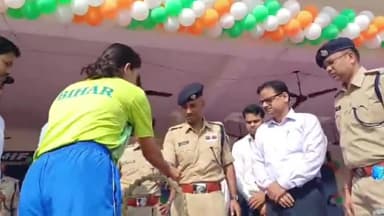 सासाराम: एशियन हॉकी चैंपियनशिप महिला 2024 ट्रॉफी का रोहतास जिले के सासाराम में भव्य स्वागत किया गया