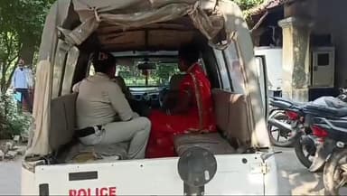 घोसी: केलाबगान गांव से घोसी पुलिस ने महिला शराब तस्कर को गिरफ्तार किया, जेल भेजा