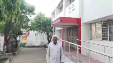 पन्ना: पन्ना डाकघर में बयान देने पहुंचे झल्लू सिंह, विभाग पर लगाए आरोप, कहा- कोई उपस्थित नहीं मिला