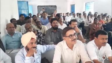 सासाराम: राजकीय मध्य विद्यालय किला सासाराम में पीएचसी ने एनीमिया मुक्त भारत के लिए जागरूकता अभियान चलाया